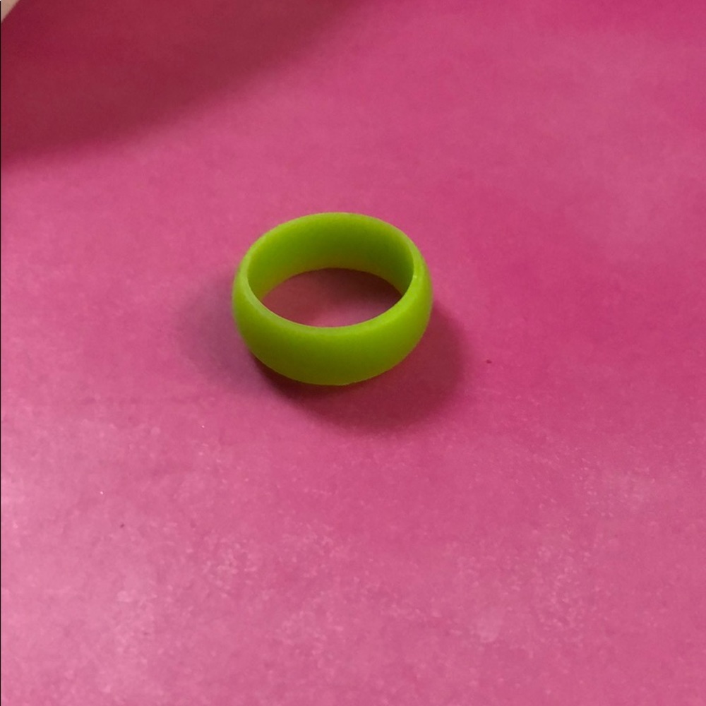 Size 10 lime green silicone ring
